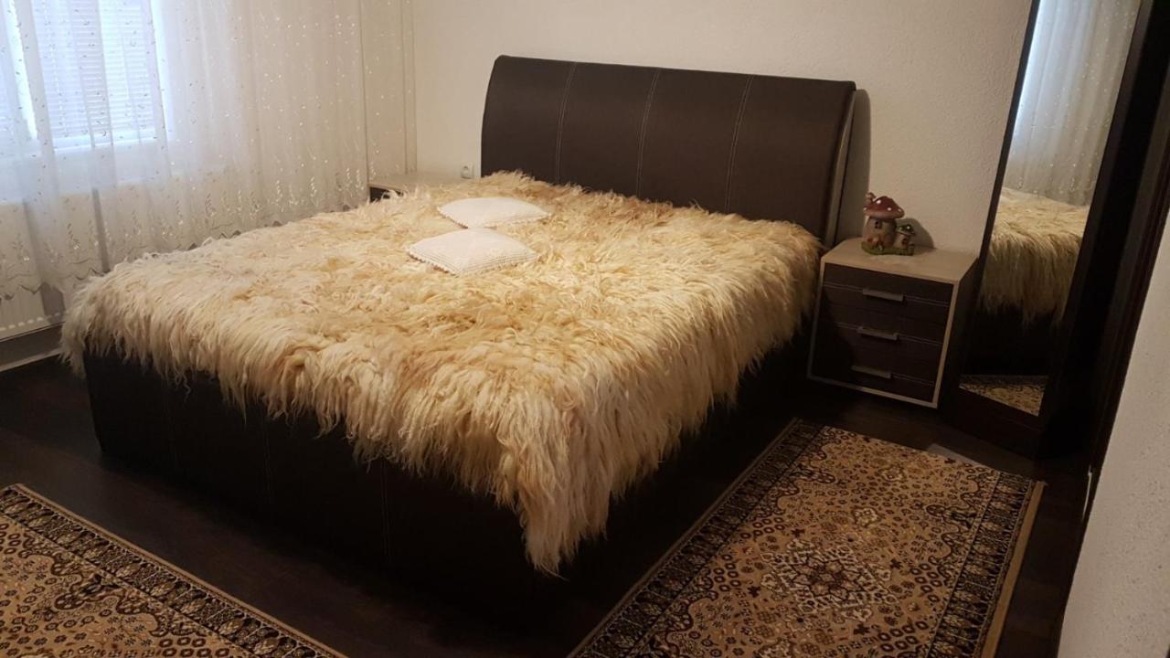 Къща за гости Люнгови Zmeitsa Екстер'єр фото